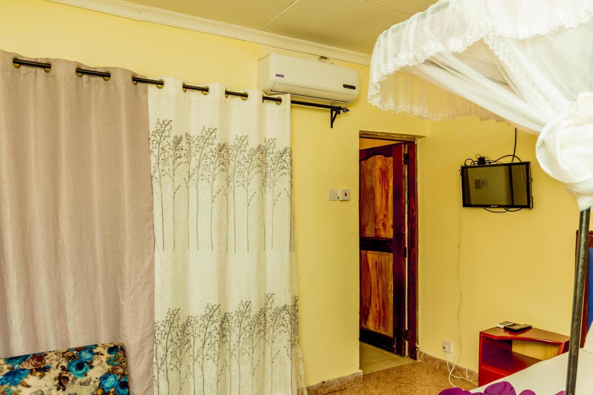 Kilimanjaro Summit Lodge Moshi Exteriér fotografie